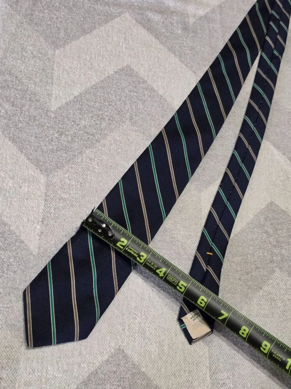 Don Loper Beverly Hills Navy Blue Striped Tie 60% Wool 40% Silk Green & Gold Acc